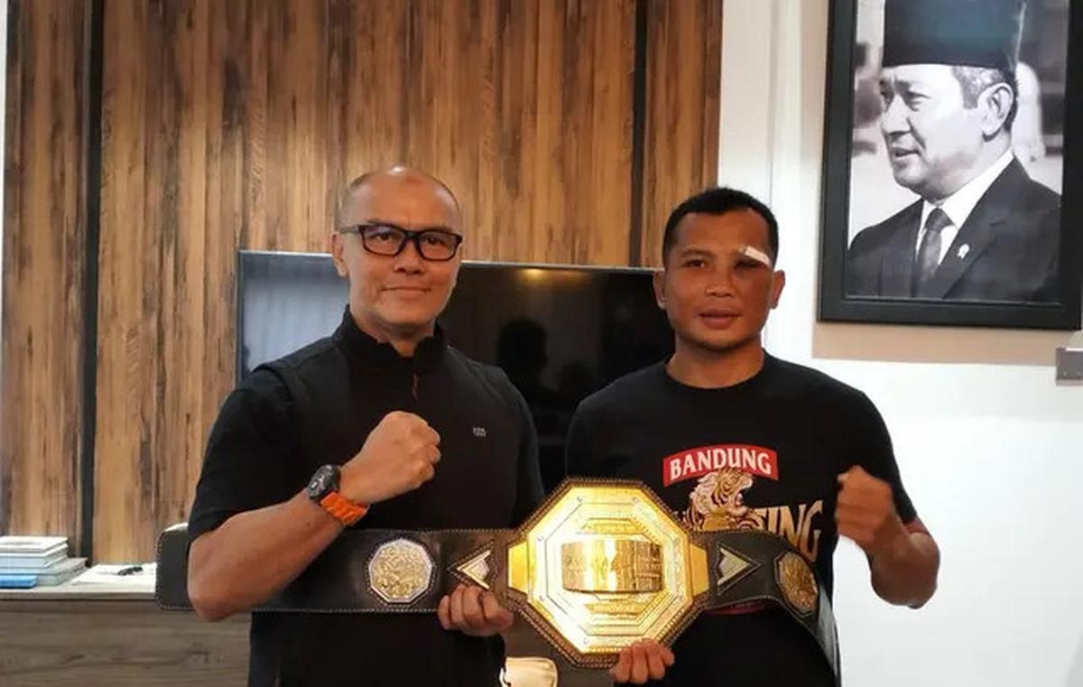Sukses Bikin KO Iwan Hermawan, Rensus Turnip Incar Sabuk Juara Bantamweight MMA
