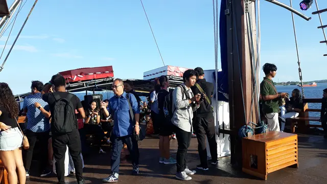 sea safari cruise