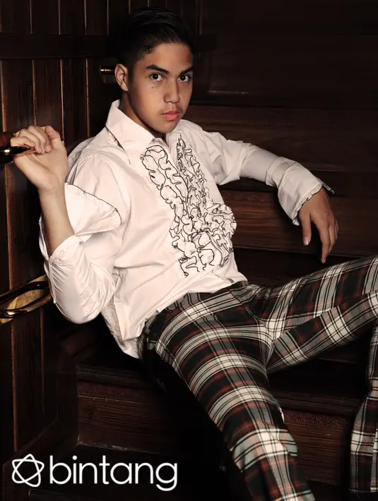 El mengaku sempat merasa kesulitan untuk membagi waktu antara syuting dan sekolah. Namun kini semua ia lakukan setelah jadwal pulang sekolah agar pendidikannya tidak terganggu. (Galih W. Satria/Bintang.com)