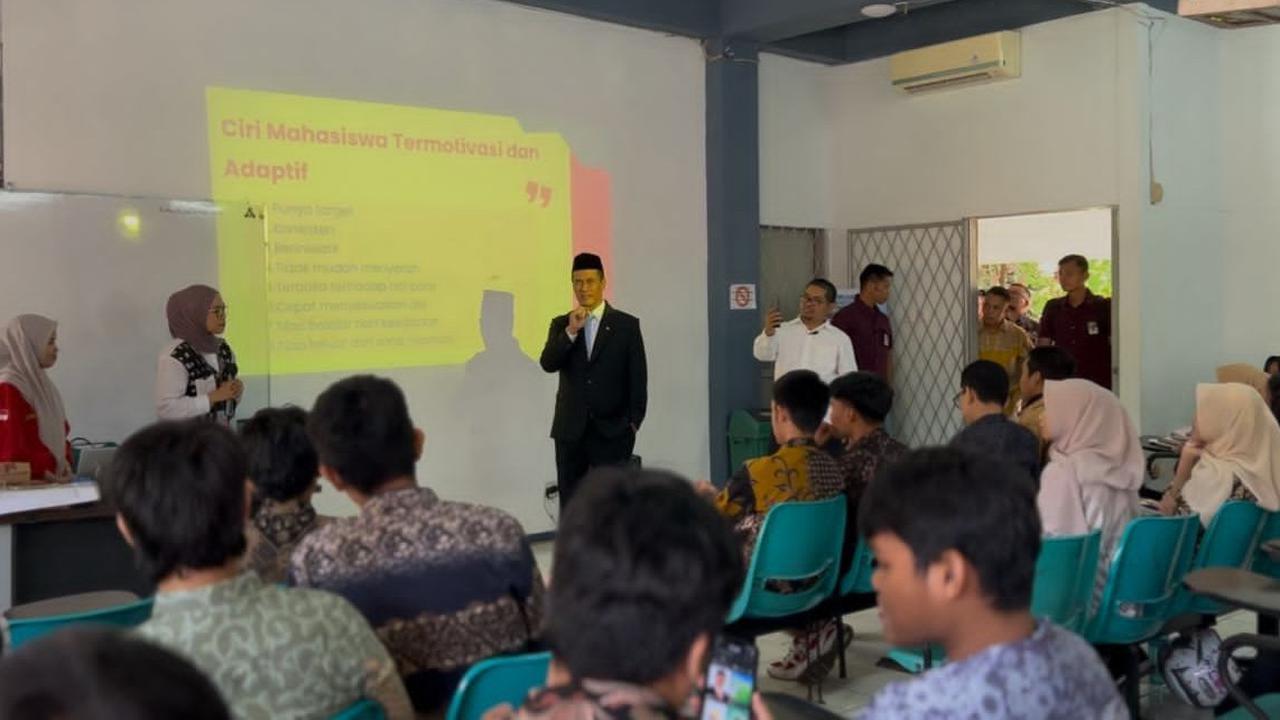 Nostalgia di Unhas, Mentan: Mahasiswa Harus Bermimpi Besar
