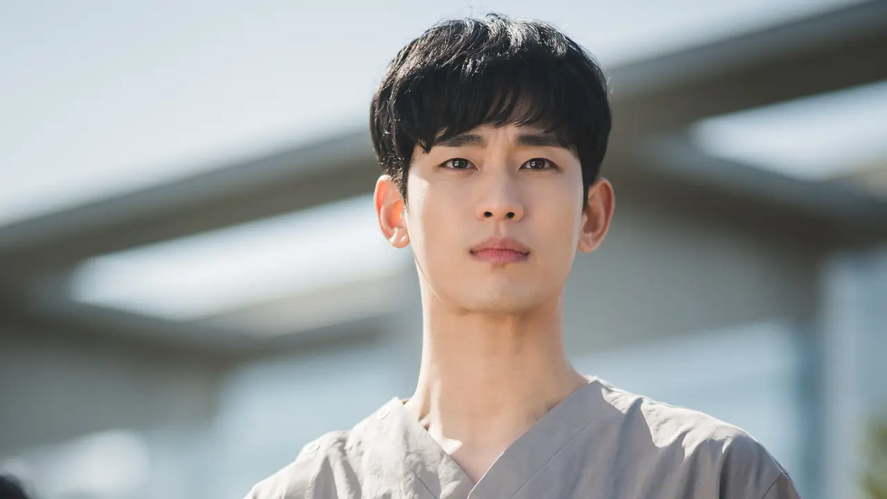 Kim Soo Hyun dalam  It's Okay to Not Be Okay. (Netflix)
