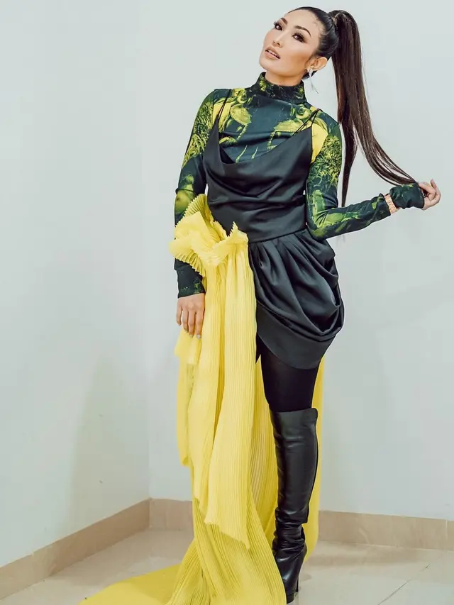 Ayu Dewi. (Foto: Instagram @mrsayudewi)