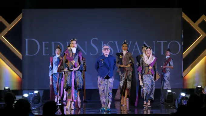 Jumantra, Kreasi Kebaya Batik Trenggalek dari Deden Siswanto yang Terinspirasi dari Seragam Pramugari