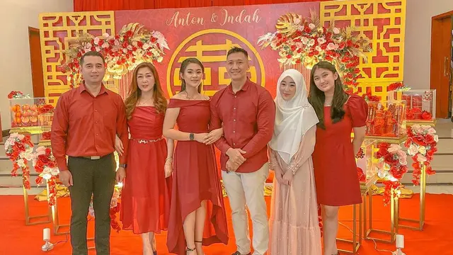 Tak Terima Anaknya Disebut Selingkuh, Ini 6 Potret Kompak Larissa Chou dan Ibunda