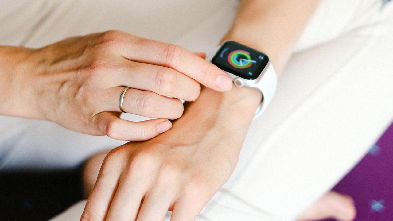Cara Kerja Smartwatch Mengukur Detak Jantung: Akuratkah? Ini Penjelasan Lengkapnya!