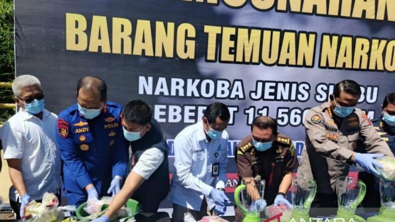 Fantastis! 11,56 Kg Sabu-sabu Ditemukan di Freezer Terdampar, Polda Babel Musnahkan Barang Bukti Narkoba Senilai Rp11 Miliar