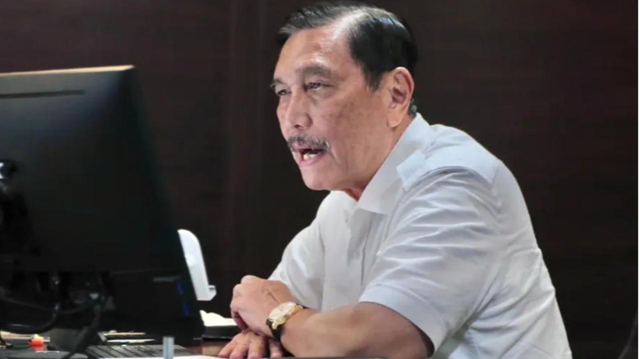 "Tentu perputaran uang itu bisa jalan gitu, karena orang kalau terlalu lama duitnya nggak dibayar kan juga repot tuh," pungkasnya.