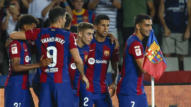 Foto: Momen Sergio Ramos Cetak Gol Bunuh Diri untuk Kemenangan Barcelona di Liga Spanyol