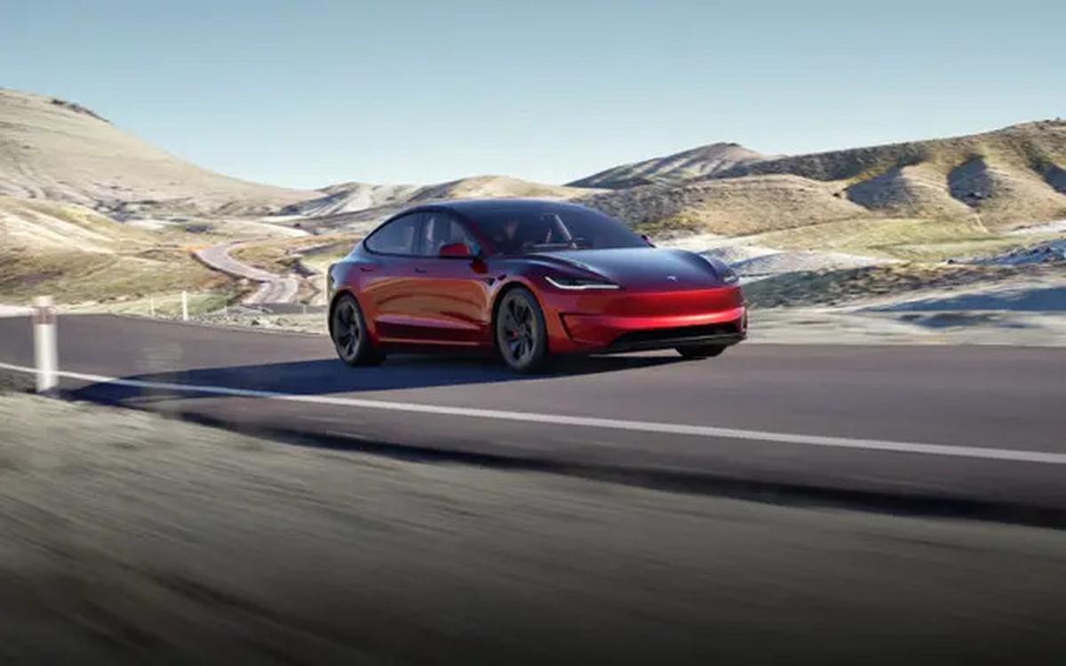 Saham Tesla Anjlok 10% Usai Peluncuran Robotaxi