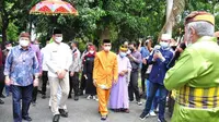 Adat Mopotilolo Sambut Menparekraf Sandiaga di Kampung Halamannya/ Foto: Humas (Arfandi Ibrahim/Liputan6.com)