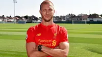 Liverpool resmi menggaet bek anyar, Ragnar Klavan dari Augsburg (Foto: Sky Sports)