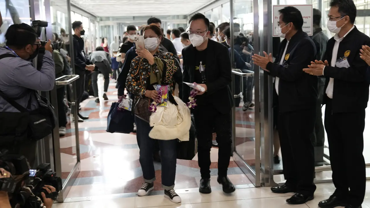 Dengan Harapan Besar, Thailand Menyambut Kembalinya Turis China