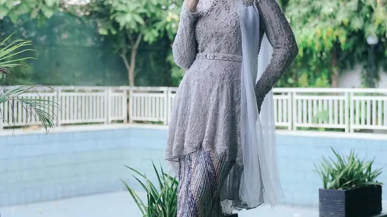 4 Ide Kebaya Modern Berhijab, dari Irish Bella hingga Dinda Hauw