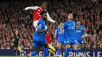 Eberechi Eze dari Arsenal mencetak gol pembuka pada leg kedua pertandingan babak 16 besar Liga Champions antara Arsenal dan Bayer Leverkusen, di London, Rabu, 18 Maret 2026. (AP Photo/Ian Walton)