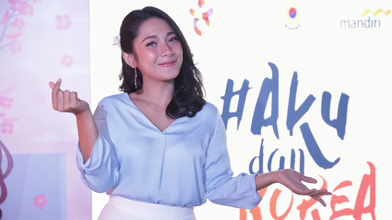 [Fimela] Dinda Kirana