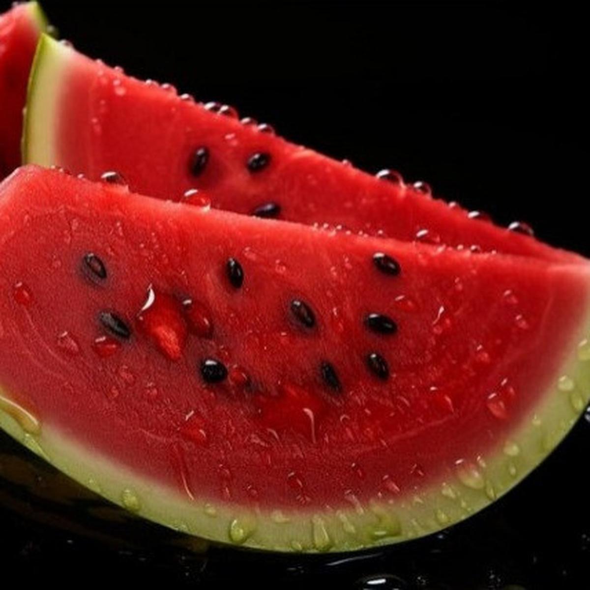 Buah semangka (Sumber: freepik.com)