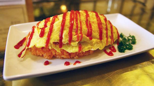[Bintang] Agar Terasa Seperti di Jepang, Yuk Bikin Omurice dengan Resep Ini