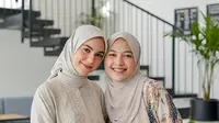 10 Ide Model Gamis Couple Sahabat untuk Berbagai Acara, Tampil Serasi dan Mix di Hari Istimewa