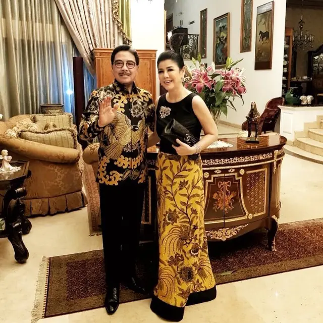 Diterpa Isu Cerai, Ini 6 Potret Kenangan Hotma Sitompul dan Desiree Tarigan