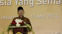  Menurut SDA, Rapimnas LDII sangat serius karena diadakan sampai 3 hari. Rapimnas PPP saja, kata SDA hanya digelar 2 hari, Jakarta, Selasa (13/4/2014) (Liputan6.com/Andrian M Tunay).