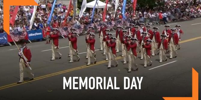 VIDEO: Melihat Parade Memorial Day Terbesar di Amerika