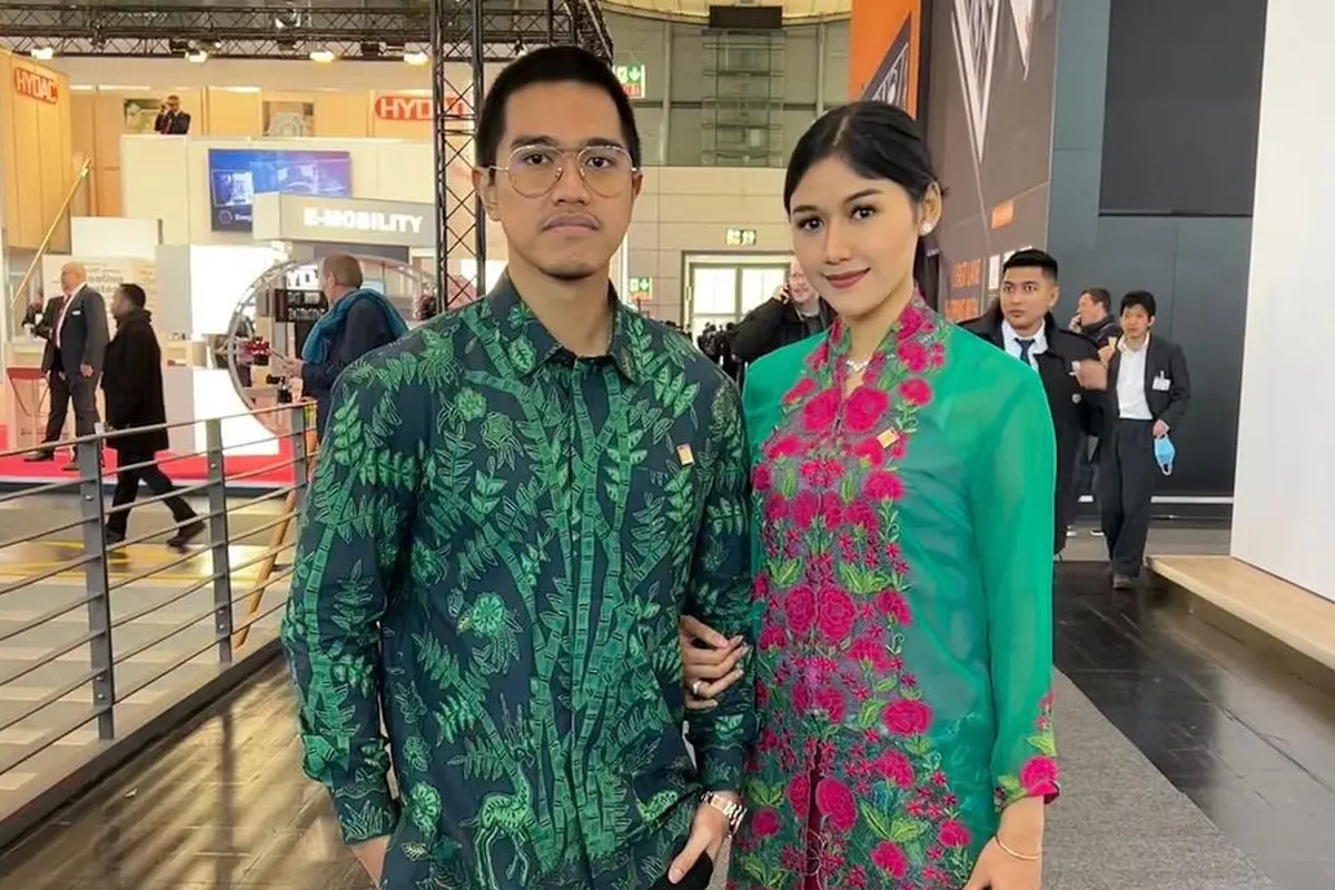 Pesona Erina Gudono Dibalut Kebaya dan Tas Ratusan Juta saat Ikut Kunjungan Jokowi ke Jerman