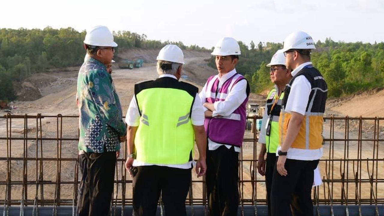Presiden Tinjau Simpang Susun Blang Bintang