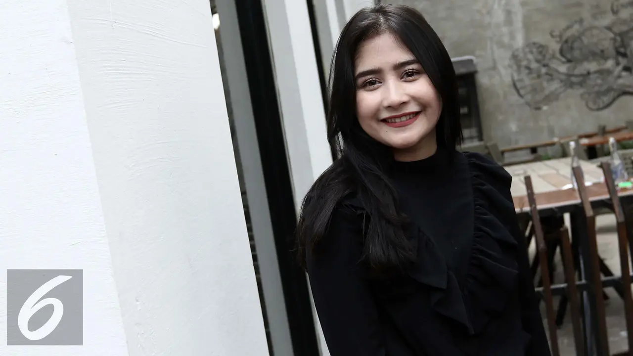 Prilly Latuconsina