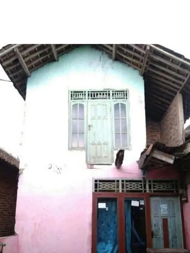6 Potret Desain Pintu Melayang Ini Bikin Heran, Fungsinya Dipertanyakan