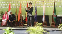 Lulusan Terbaik Menjadi Prestasiku 2013