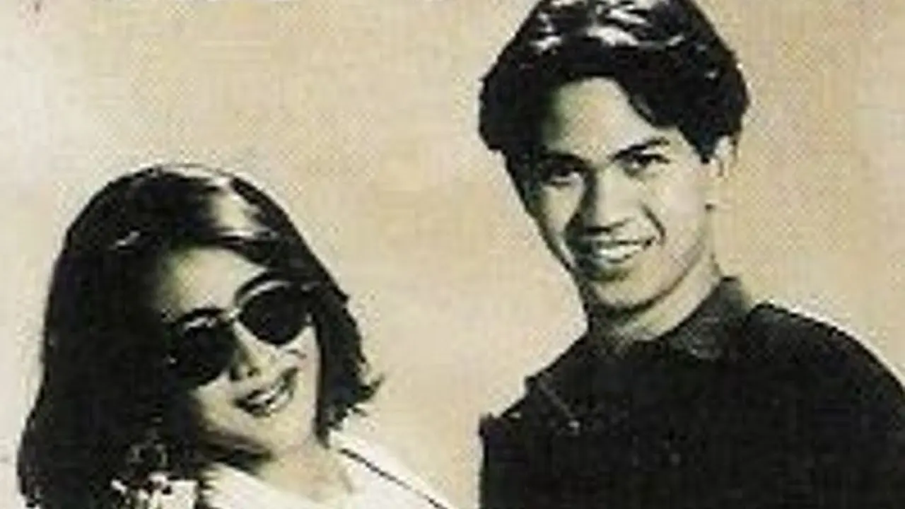 Atiek CB dan Ronny Sianturi (Foto: Cover Album Kau dan Aku)