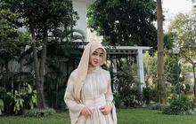 Didominasi Gaya Elegan dan Minimalis, Intip Model Baju Wanita Kekinian yang Akan Ngetren di Tahun 2025
