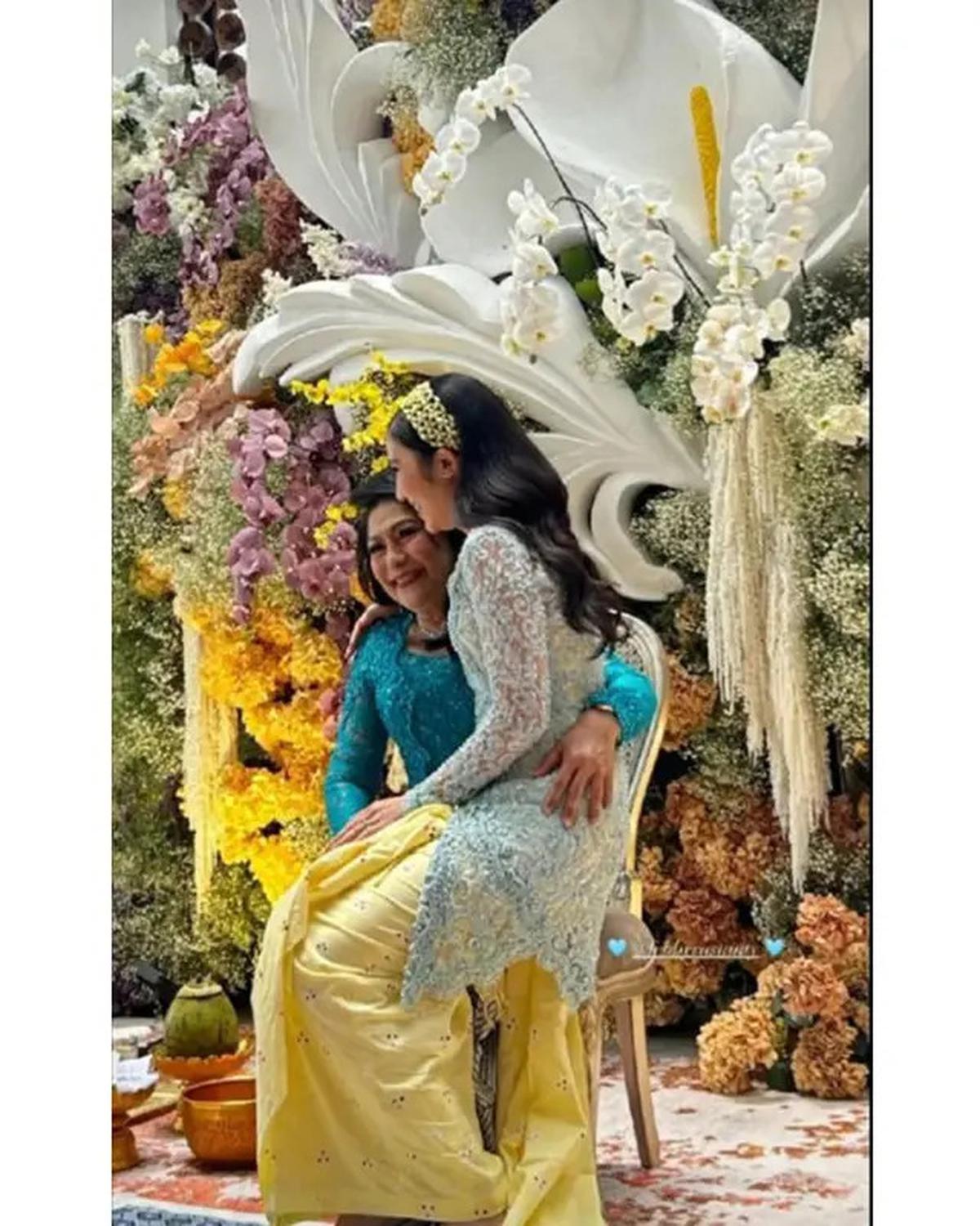8 Potret Febby Rastanty Gelar Pengajian dan Siraman Jelang Nikah, Penuh Bahagia