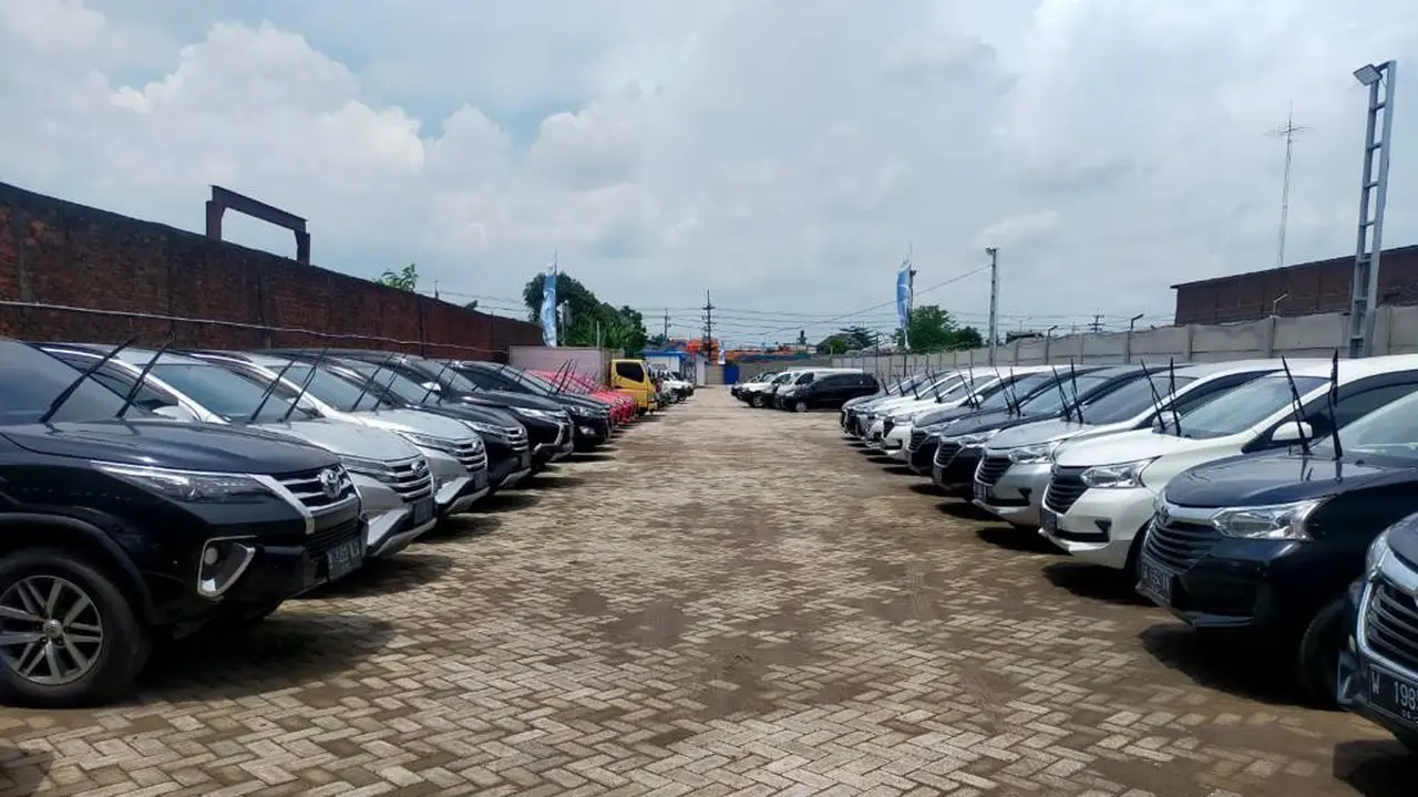 Auksi Tawarkan Lelang Mobil Offline dan Online (Ist)