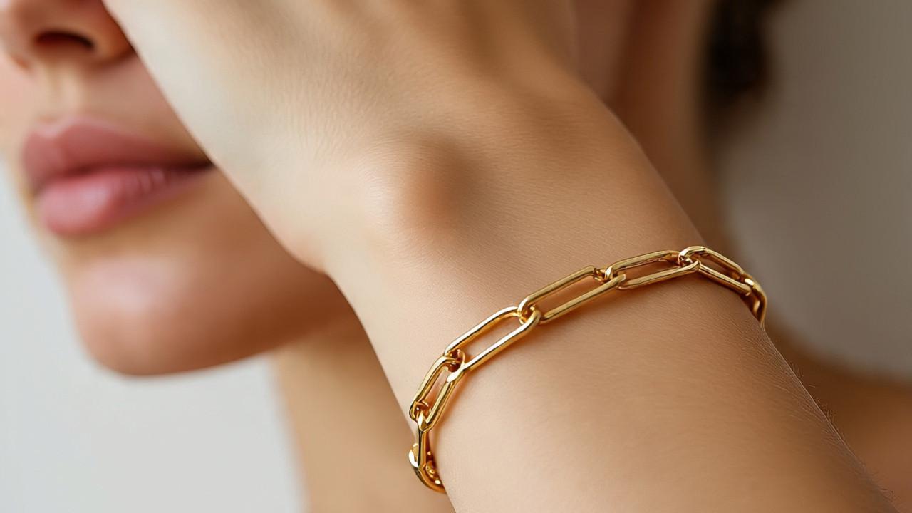 Ilustrasi Gelang Rantai Paperclip