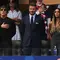 Tom Cruise, David Beckham, dan Victoria Beckham, dari kiri ke kanan, menghadiri laga Grup D Piala Dunia 2026 antara Amerika Serikat vs Paraguay di Inglewood, California, dekat Los Angeles, Jumat, 12 Juni 2026. (AP Photo/Andre Penner)