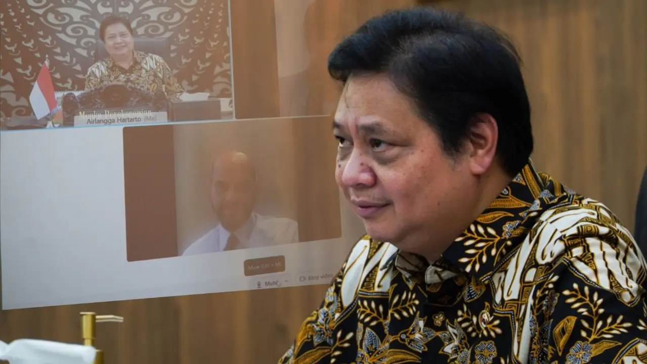 Pertemuan yang dilaksanakan secara daring dalam rangka courtesy call dan perkenalan antara Menteri Koordinator Bidang Perekonomian Airlangga Hartarto dan Duta Besar Republik Federal Jerman untuk Indonesia, H.E. Ina Lepel. (Dok Kemenko Perekonomian)