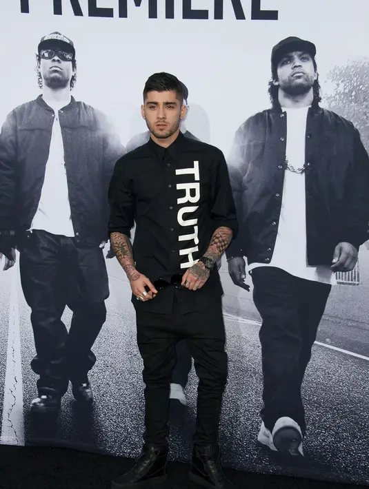 Tak hanya membuat penggemar terkejut, video yang bertagar #GottaZayn adalah hal yang mengecohkan. (AFP/Bintang.com)