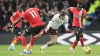 Liga Inggris: Erik ten Hag Ogah Remehkan Luton Town, Desak Para Pemain MU Langsung Tancap Gas