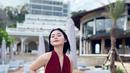 Ia juga kerap membagikan potret OOTD-nya yang anggun dalam balutan dress. [Foto: Instagram/ceseniy].