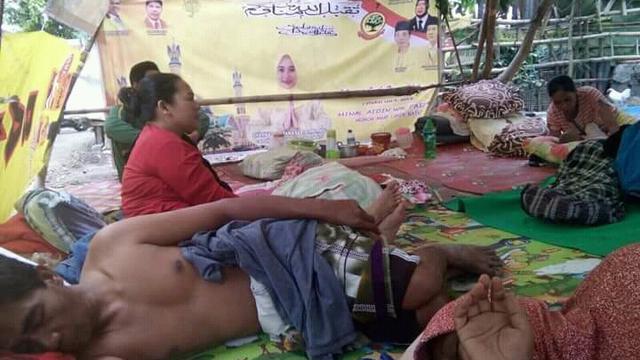 Tempat Pengungsian Sementara Korban Gempa Lombok 7 SR