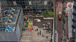 Suasana Gedung Kementerian Hukum dan Hak Asasi Manusia Republik Indonesia (Kemenkumham) seusai peristiwa kebakaran di Jalan Rasuna Said, Kuningan Jaksel, Kamis (8/12/2022). Kebakaran tersebut melanda gudang barang penyimpanan milik negara (BMN). (Liputan6.com/Faizal Fanani)