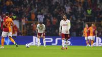 Manchester United harus puas bermain imbang 3-3 kontra Galatasaray pada laga kelima Grup A Liga Champions musim ini di&nbsp;Rams Global Stadium, Istanbul, Kamis (30/11/2023) dini hari WIB. Hasil itu pun membuat langkah MU lolos ke-16 besar Liga Champions cukup berat.&nbsp;(AP Photo)