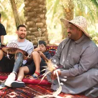 Belum lama ini, bintang PSG Lionel Messi dan keluarganya berpelesiran ke kota Riyadh, Arab Saudi.  [Foto: Twitter/Arabiandailys].
