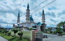 Pemkab Lombok Timur Alokasikan Rp10 Miliar untuk Pengembangan Anggaran Masjid Agung Al Mujahidin Selong