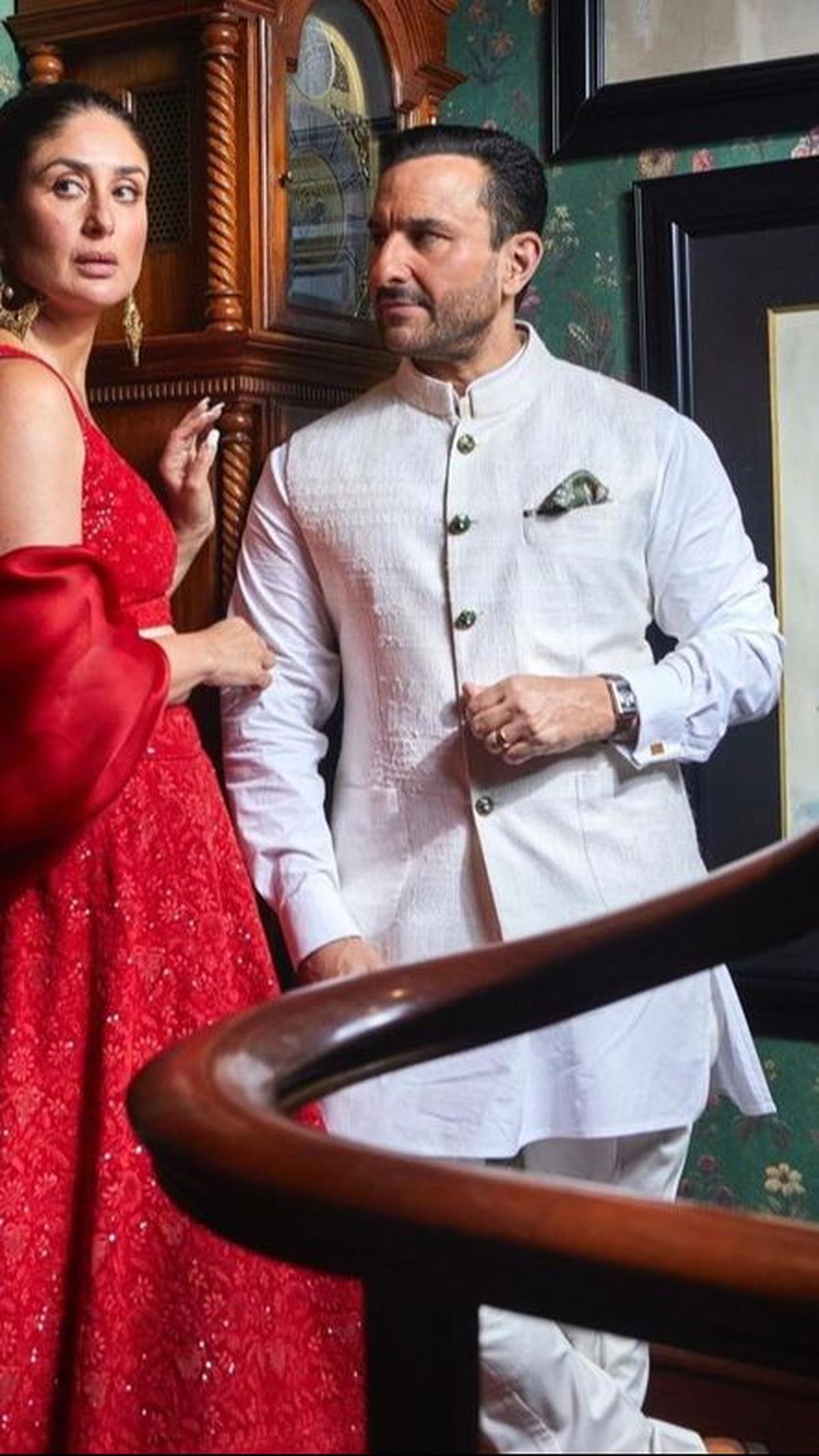 Saif Ali Khan salah satu seleb Bollywood beragama Islam. Dia merayakan Idul Fitri bersama keluarga besarnya. Saif berbeda keyakinan dengan sang istri, Kareena Kapoor. Meski begitu, Kareena selalu menemani momen Lebaran Saif.