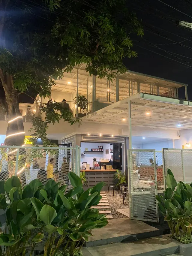 10 Rekomendasi Tempat Makan Enak di Dekat Terminal Pulo Gebang, Mudah Dijangkau dan Nyaman