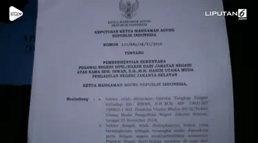 Mahkamah Agung (MA) resmi memberhentikan sementara dua hakim dari PN Jakarta Selatan dan satu panitera pengganti dari PN Jakarta Timur terkait operasi tangkap tangan OTT KPK.