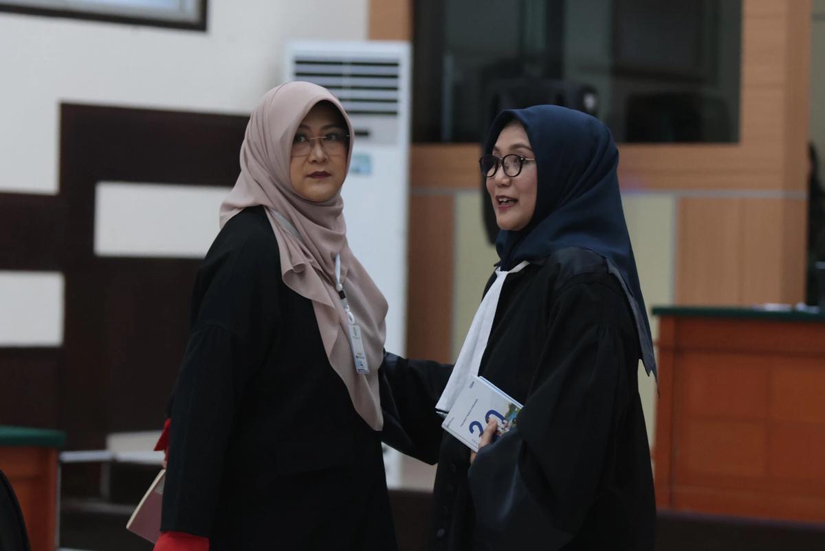 FOTO: Dokter Tifa Didakwa Terkait Tudingan Ijazah Jokowi