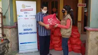 EMTEK Peduli Corona berikab bantuan sembako untuk Pertuni (Persatuan Tuna Netra Indonesia) Bekasi, Senin, 27 Juli 2020